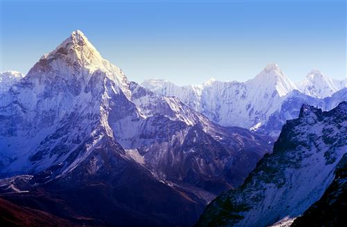 Spectacular mountain scenery on the Mount Everest Base Camp trek through the Himalaya, Nepal (Custom).jpg